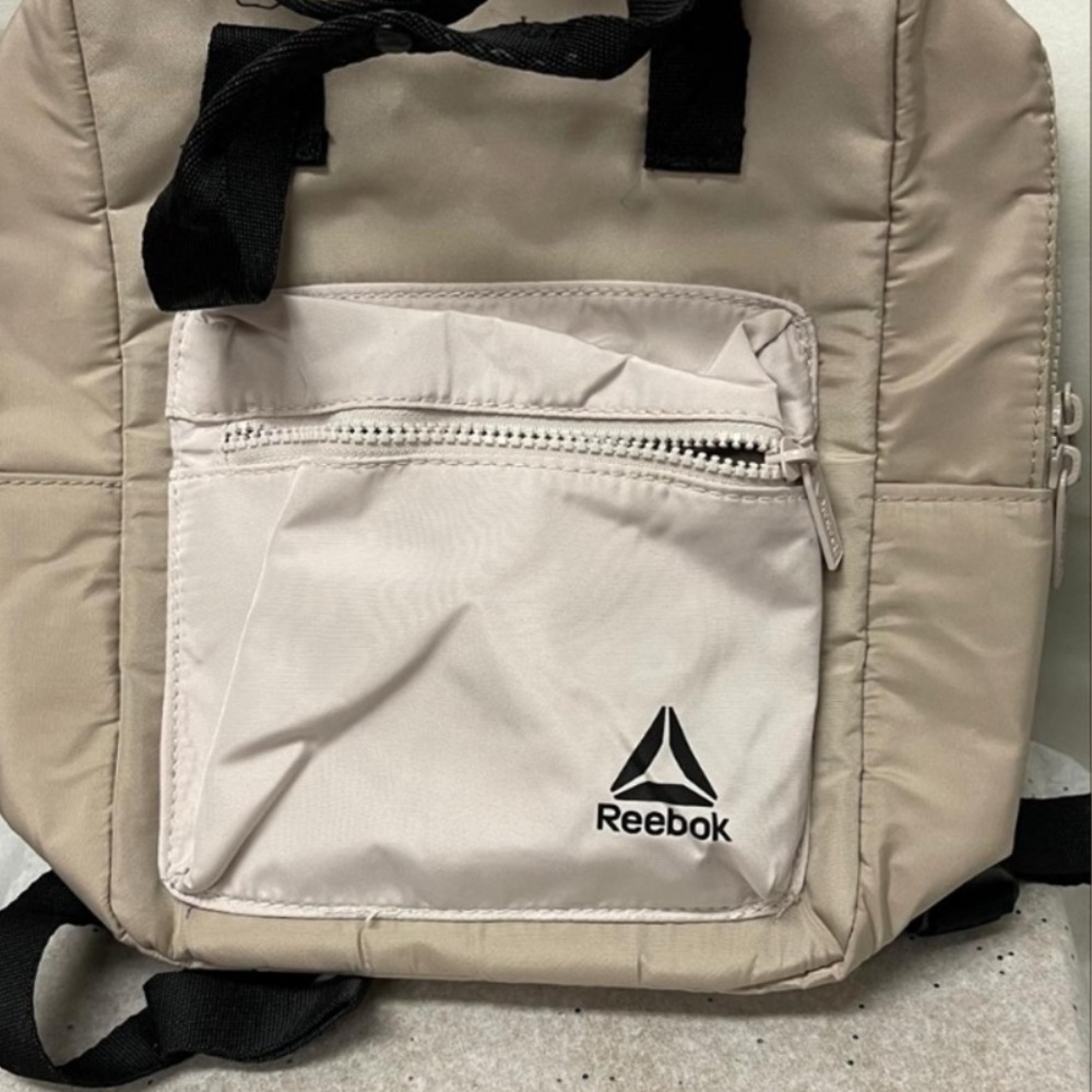NWOT Reebok Beige and White Mini Backpack - Picture 2 of 3